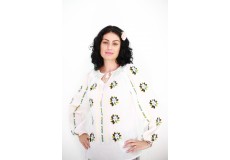 Ie damă cu mânecă lungă model floral simplu